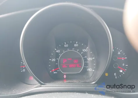 2016 Kia Soul z USA, uszkodzony, nr VIN KNDJN2A24G7262803